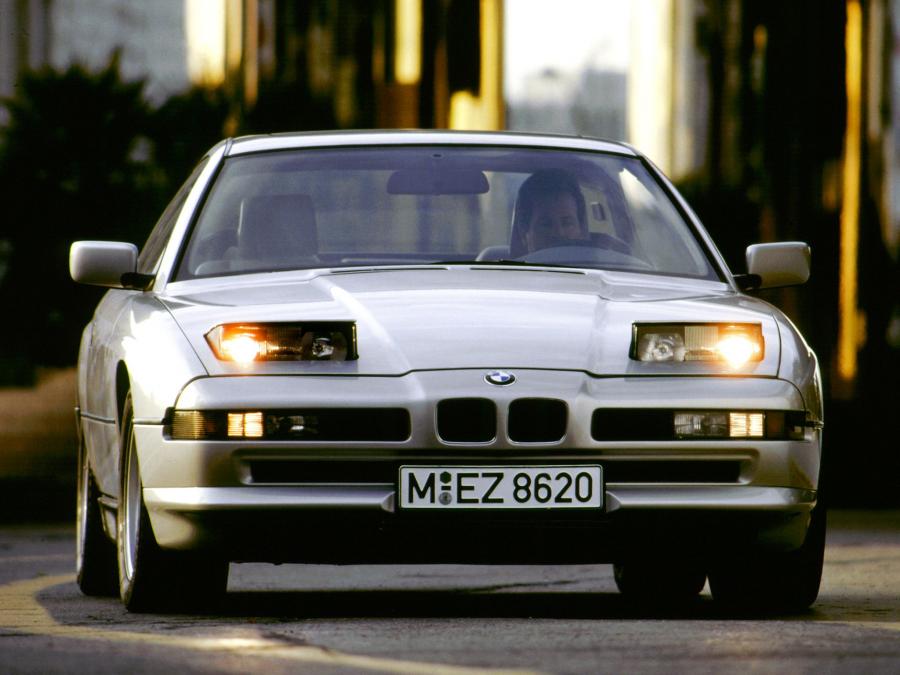  BMW 850i 1989 года  (фото 20 из 27)
